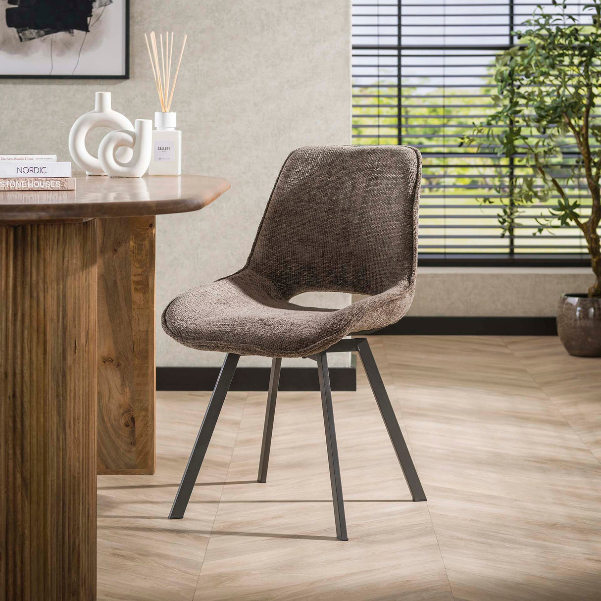 Eetkamerstoelen - Moderne Eetkamerstoel Riviera Rich Taupe Draaibaar Zonder Armleuningen - Dimehouse