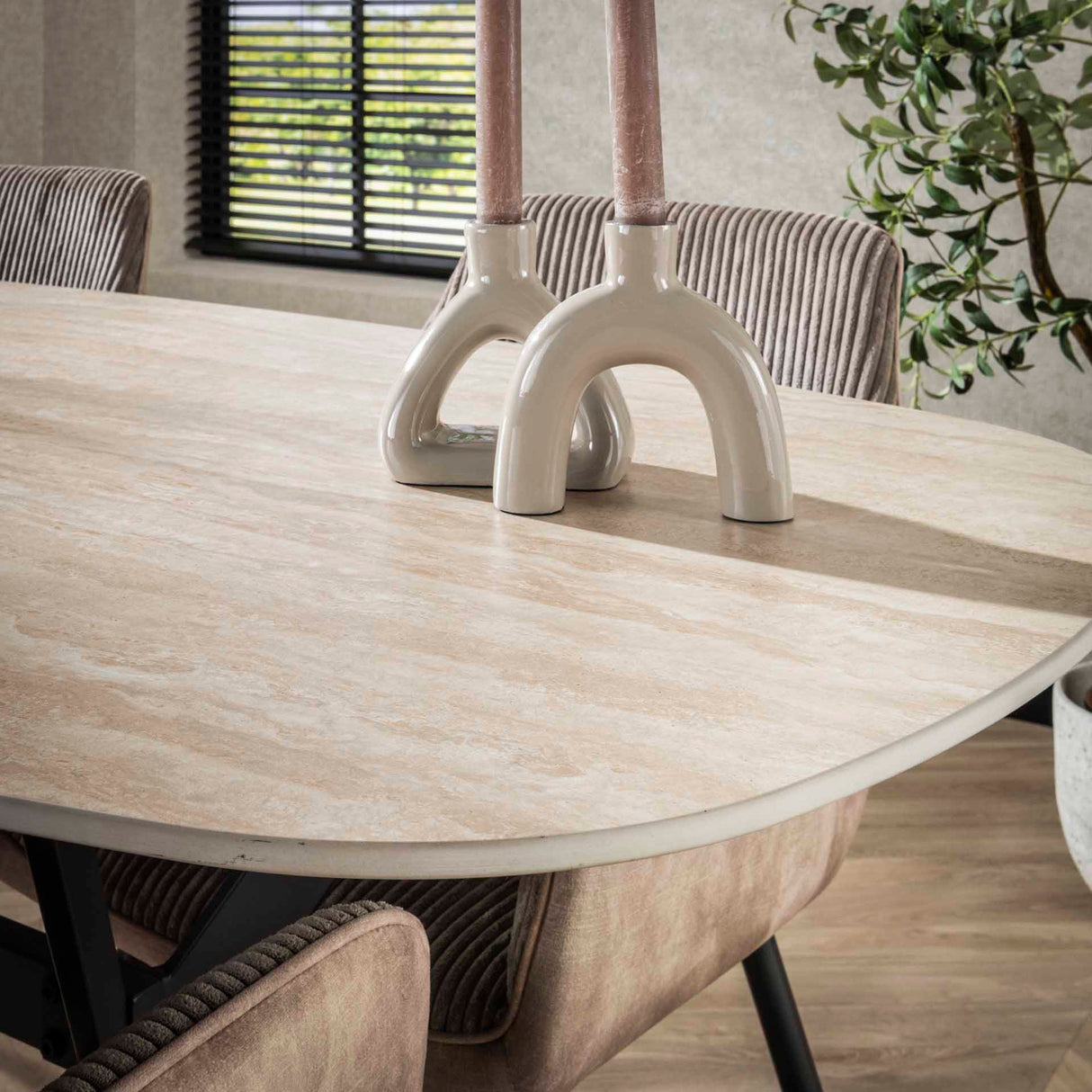 Eettafels - Eettafel Jimi Deens Ovaal Keramiek Travertinlook 180 cm - Dimehouse