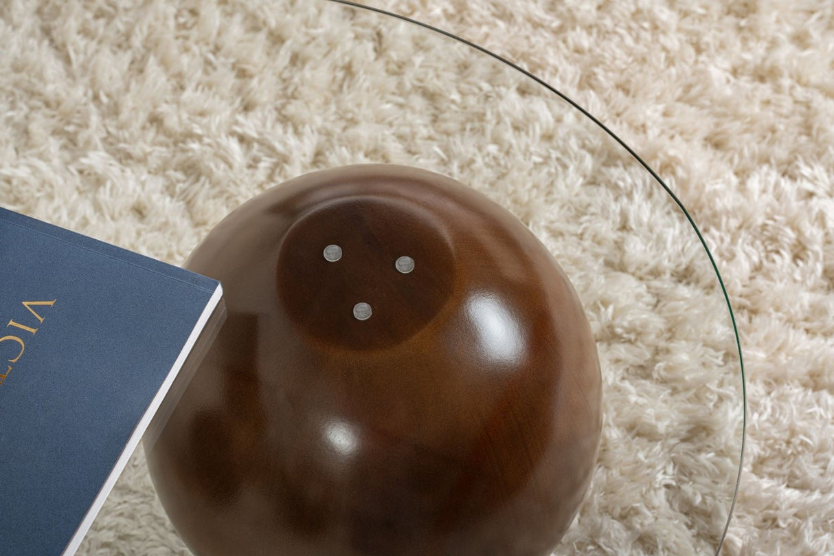 Salontafels - Organische salontafel transparant glas walnoot bolpoten Sphere 120x70 cm - Dimehouse