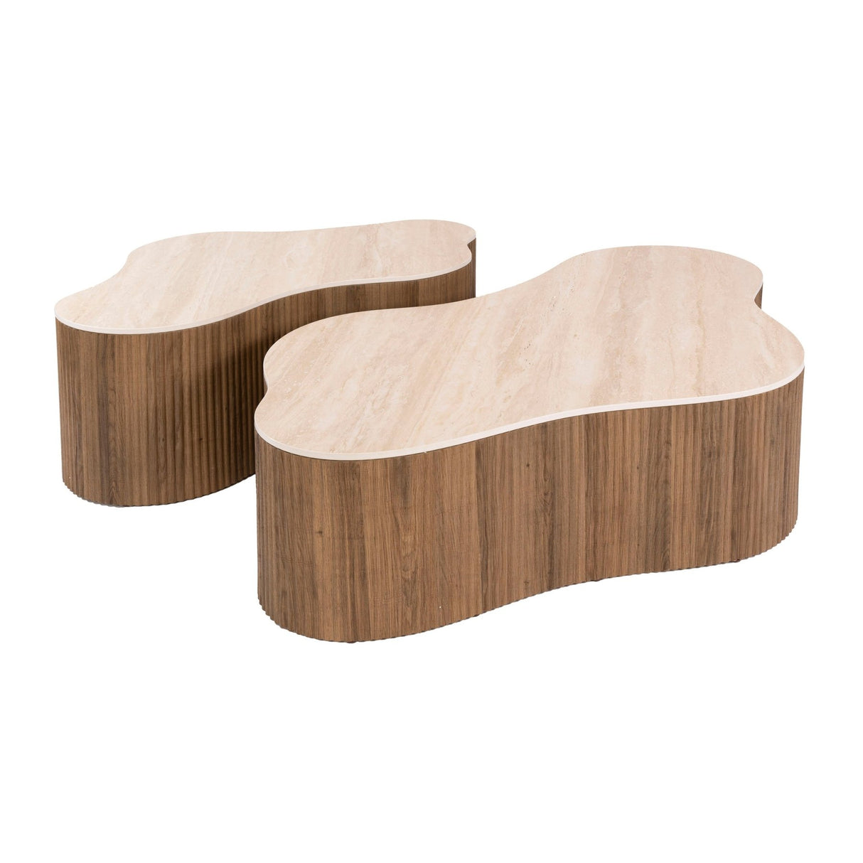 Weißes Foto-Set aus 2 Bio-Couchtischen Cruz Grand mit Travertin-Keramikplatten und geripptem Untergestell in Eichenholzoptik.