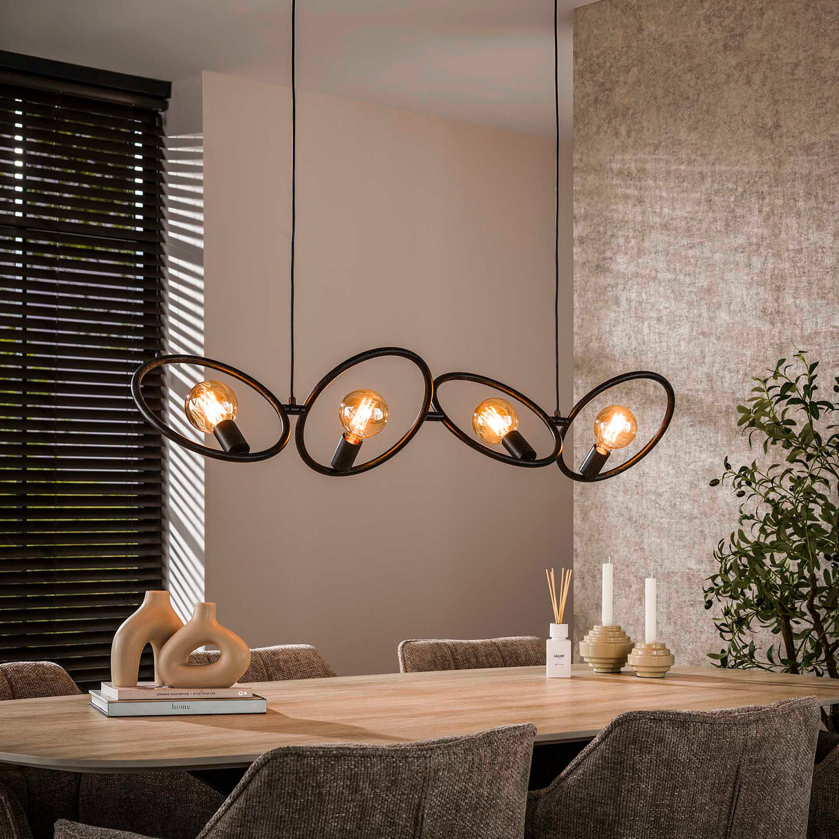 Hanglampen - Industriële hanglamp Liva 4 - lichts zwart metaal - Dimehouse