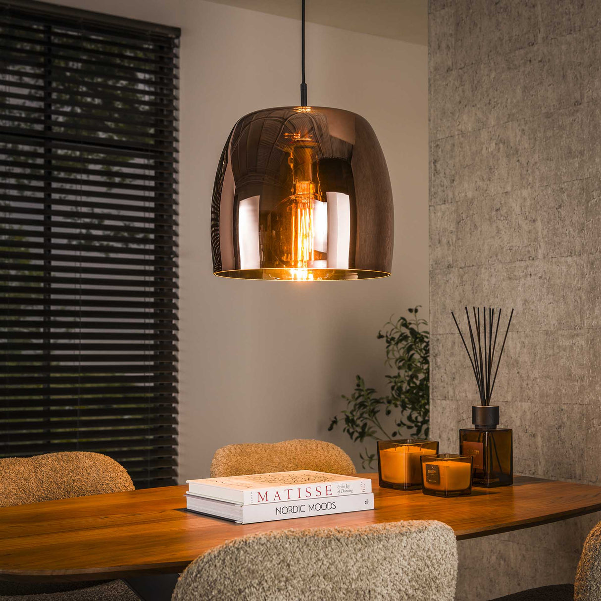 Hanglampen - Hanglamp Dain 1 - lichts koperkleurig glas - Dimehouse