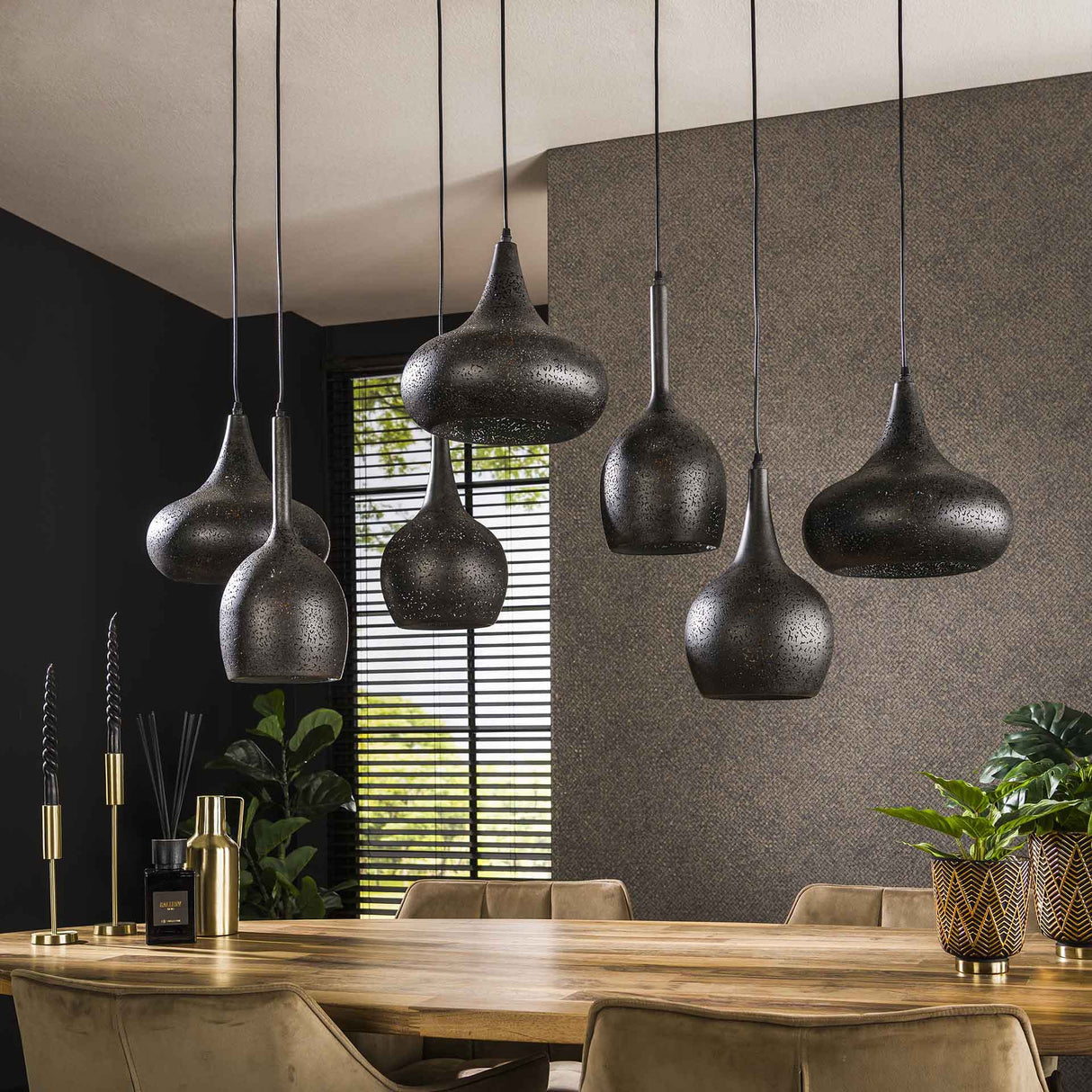 Hanglampen - Hanglamp Zeno 7 - lichts metaal zwart - Dimehouse