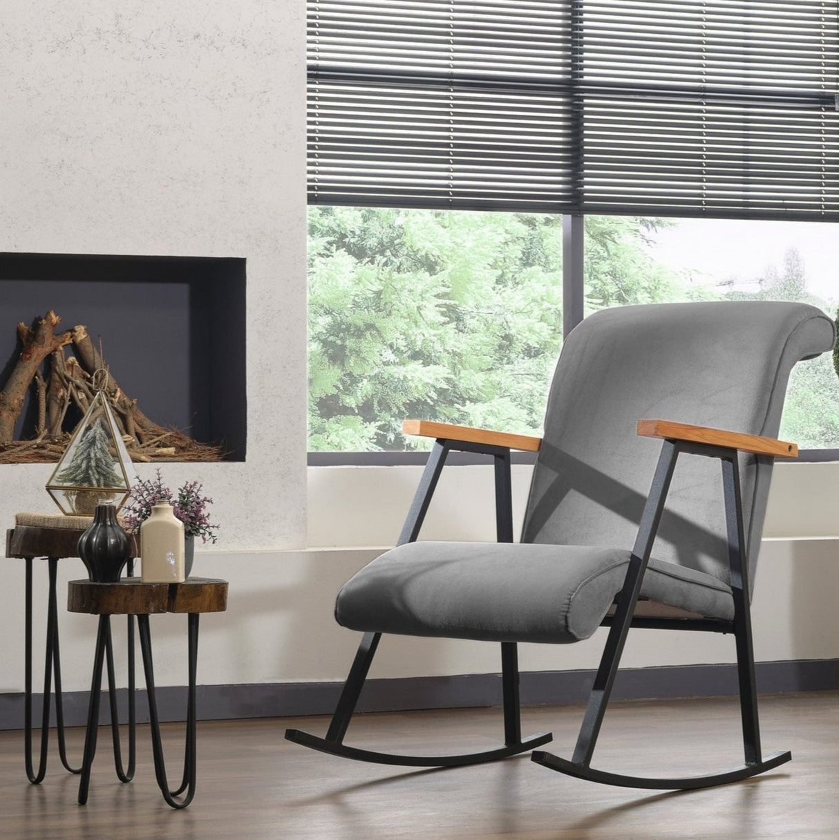 Fauteuils - Retro schommelstoel grijs velvet met beukenhout armleuning Yoka - Dimehouse