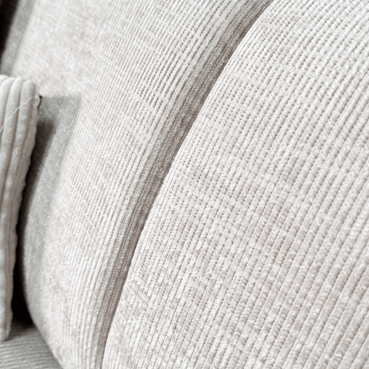 Banken - Hoekbank met chaise longue beige chenille stof Manon - rechts - Dimehouse