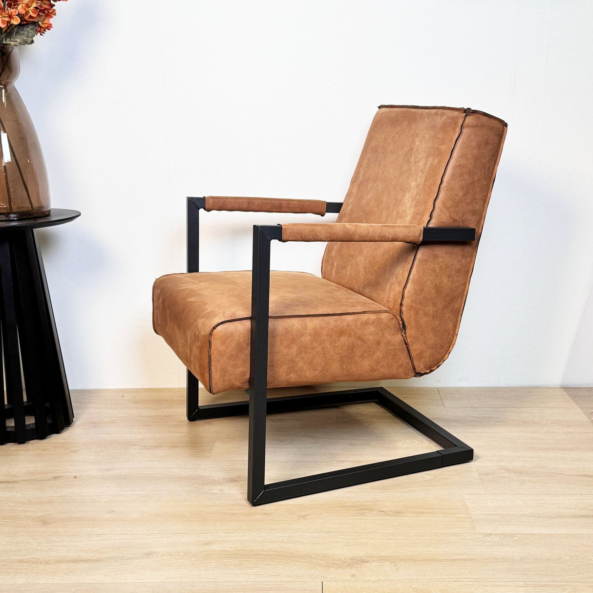 Fauteuils - Industriële fauteuil cognac eco - leer Tiger - Dimehouse