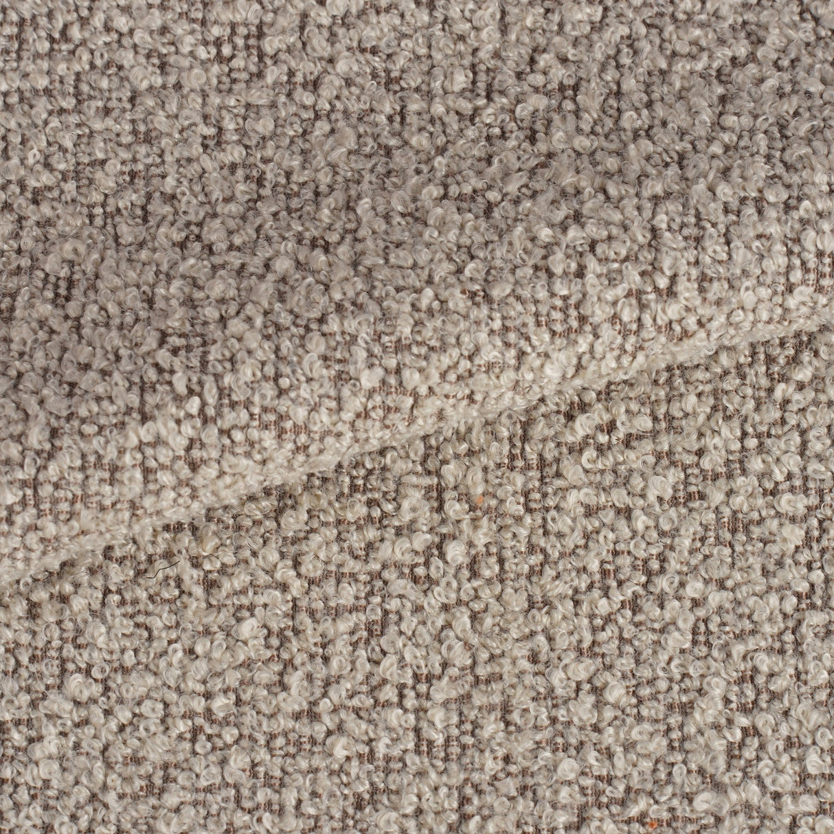 Eetkamerstoelen - Set van 4 Scandinavische Eetkamerstoelen Latte Bouclé Stof Swift - Zonder Armleuningen - Dimehouse