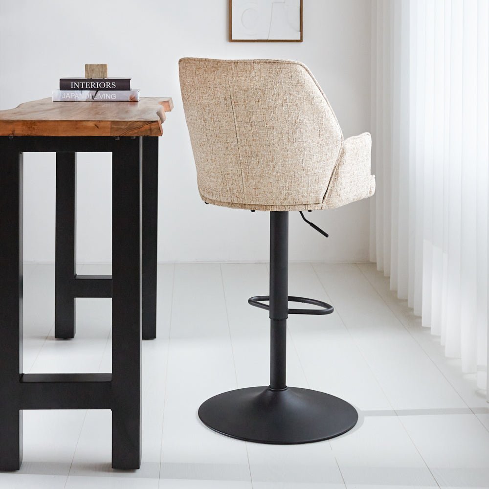 Barhocker Novan-Chenille Dimehouse Weiß LxBxH 75x58x54 Stoff Stimmungsvolle Fotodiagonale Rückansicht