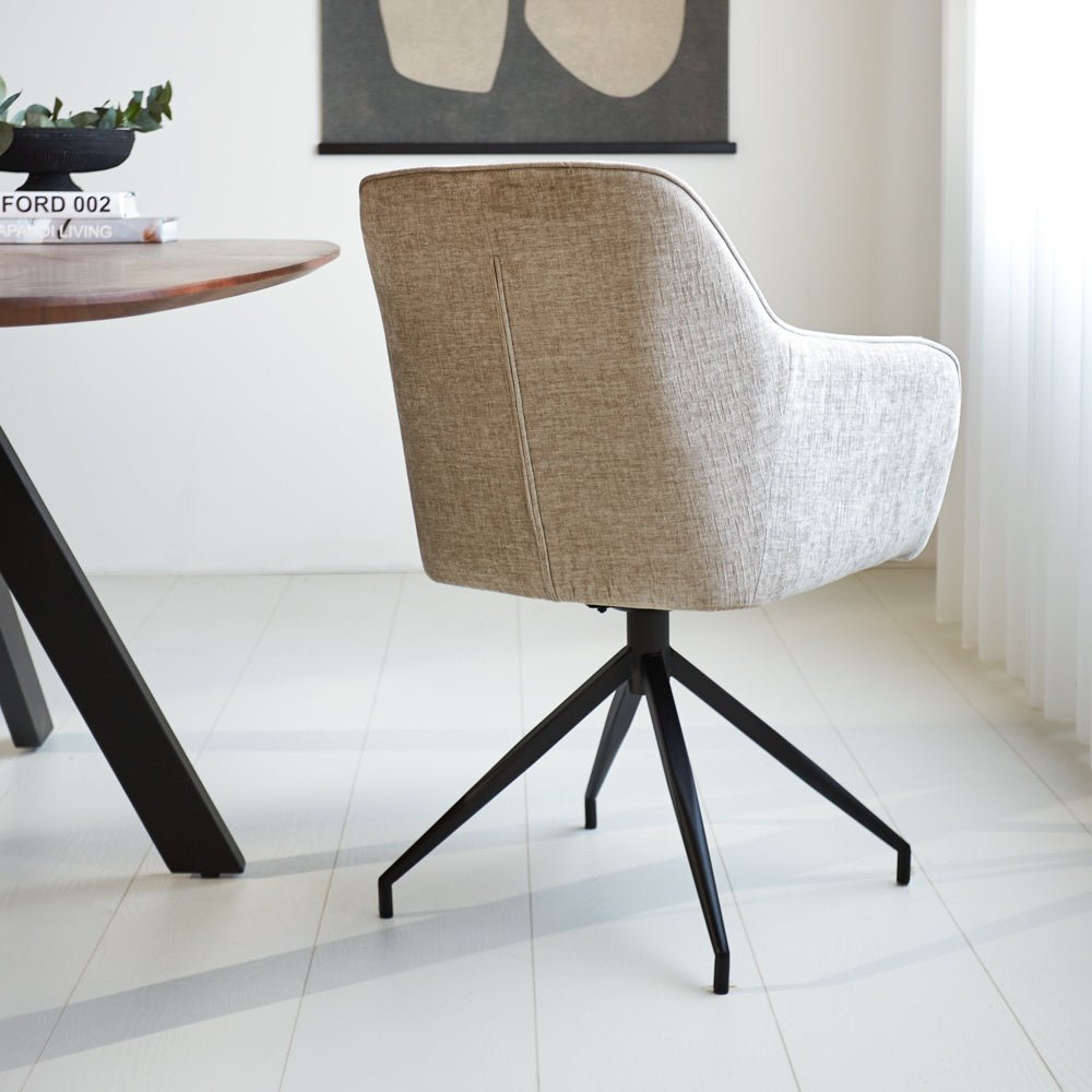 Esszimmerstuhl Camiel Dimehouse Grau LxBxH 62x61x54 Stoff Stimmungsvolle Fotodiagonale Rückansicht