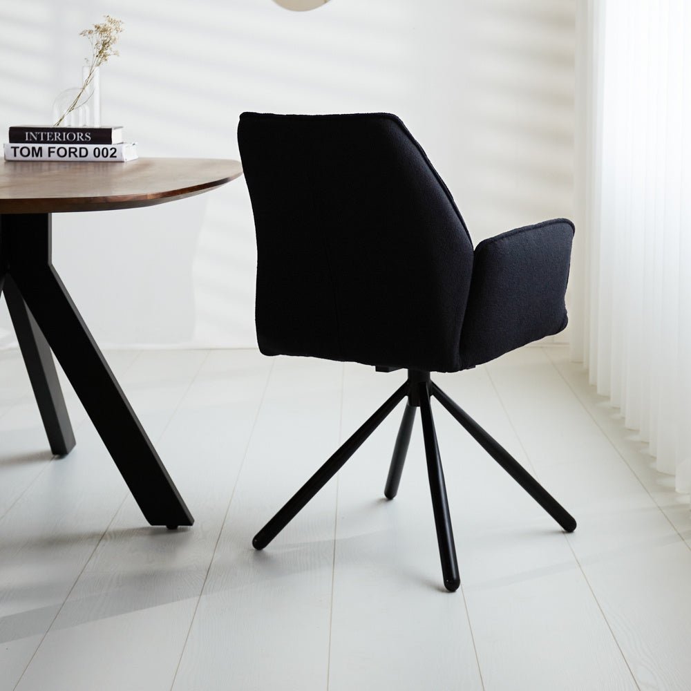 Esszimmerstuhl Novan Bouclé Dimehouse Schwarz LxBxH 67x59x57 Stoff Stimmungsvolle Fotodiagonale Rückansicht