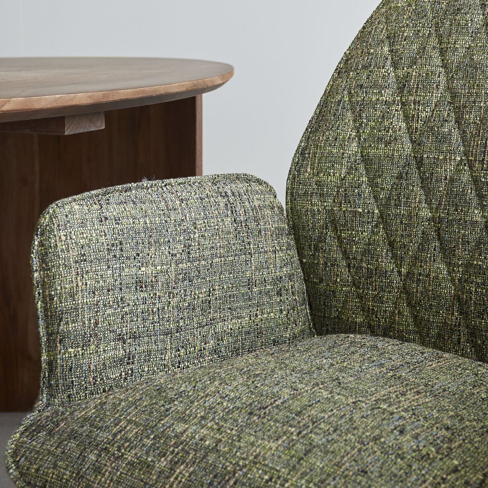 Esszimmerstuhl Novan-Chenille Dimehouse Grün LxBxH 71x64x56 Stoff Stimmungsvolles Fotodetail