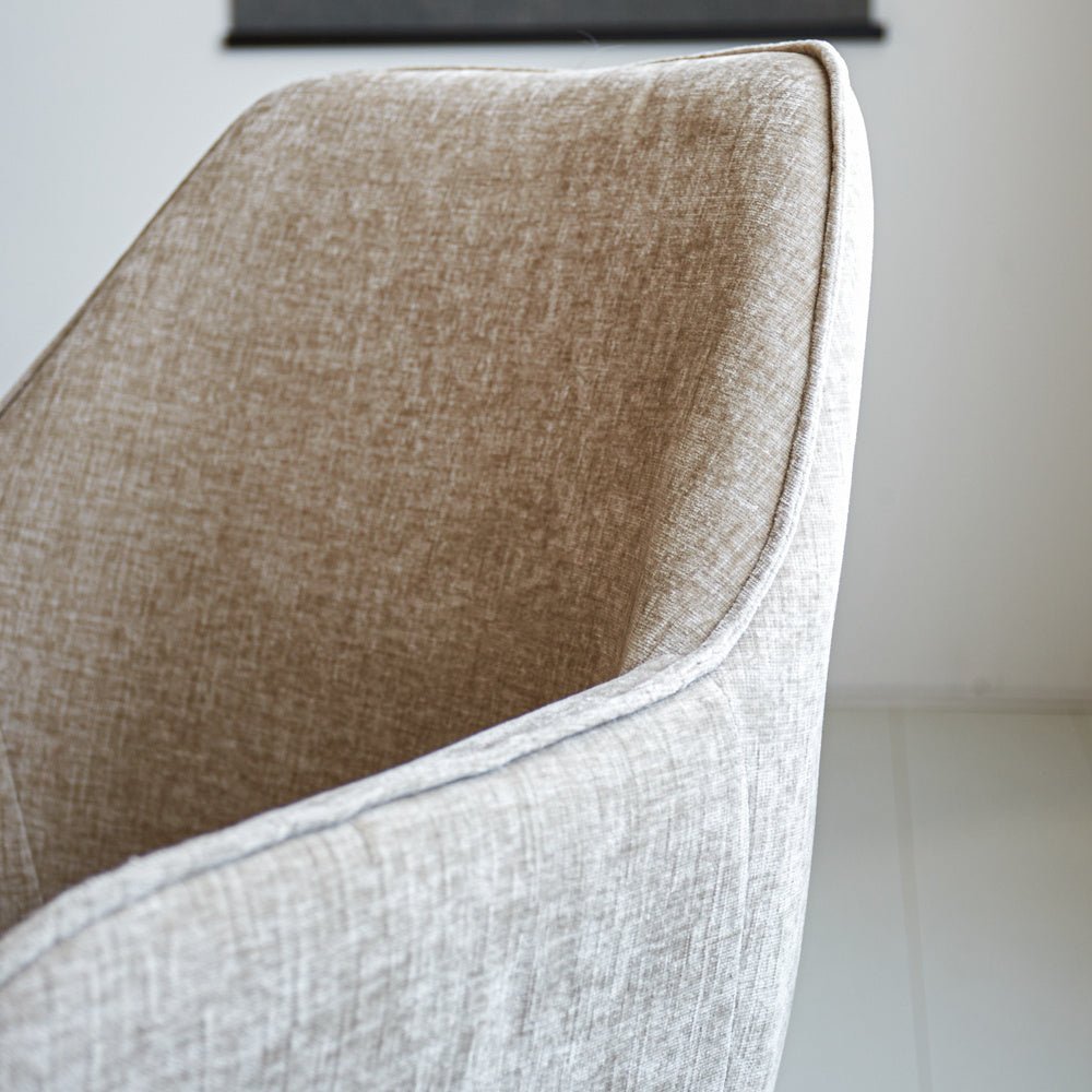 Esszimmerstuhl Sev Dimehouse Beige LxBxH 68x62x61 Stoff Stimmungsvolles Fotodetail