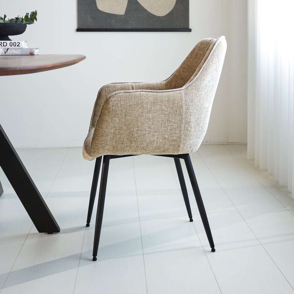 Esszimmerstuhl Sev Dimehouse Beige LxBxH 68x62x61 Stoff Stimmungsvolle Foto-Seitenansicht