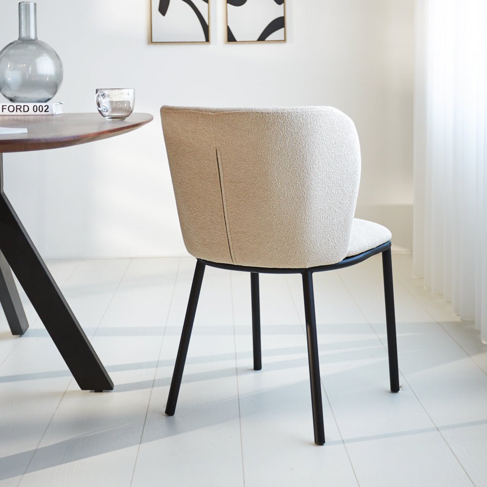 Esszimmerstuhl Tess Dimehouse Beige LxBxH 65x62x56 Stoff Stimmungsvolle Fotodiagonale Rückansicht
