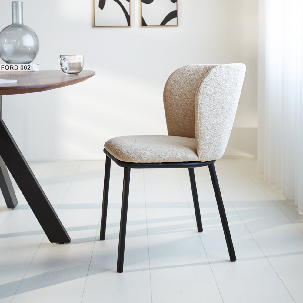 Esszimmerstuhl Tess Dimehouse Beige LxBxH 65x62x56 Stoff Stimmungsvolle Foto-Seitenansicht