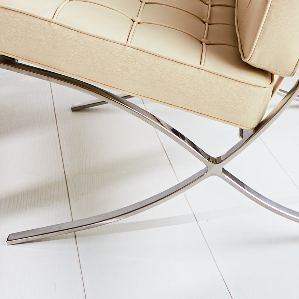 Sessel Expo Dimehouse Creme LxBxH 80x78x78 Rindsleder Stimmungsvolles Fotodetail