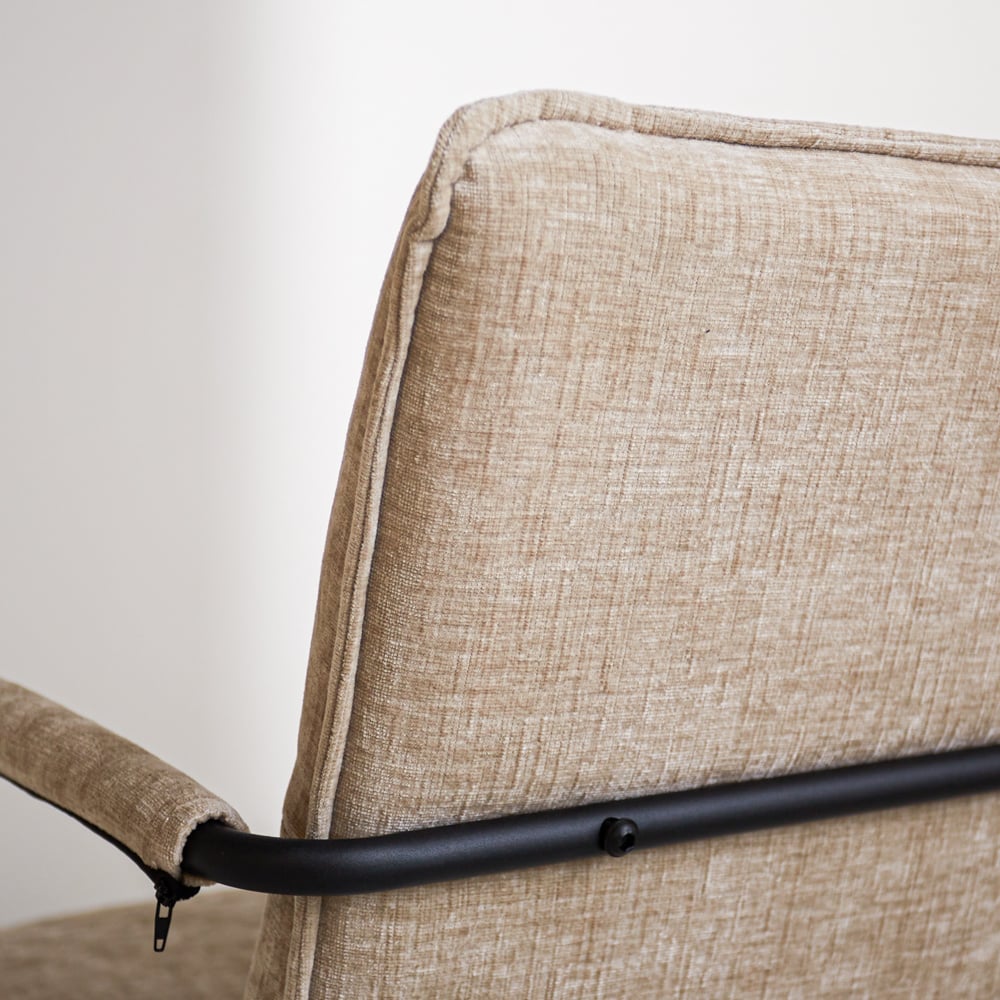 Sessel Hailey Chenille Dimehouse Beige LxBxH 66x64x37 Stoff Stimmungsvolles Fotodetail