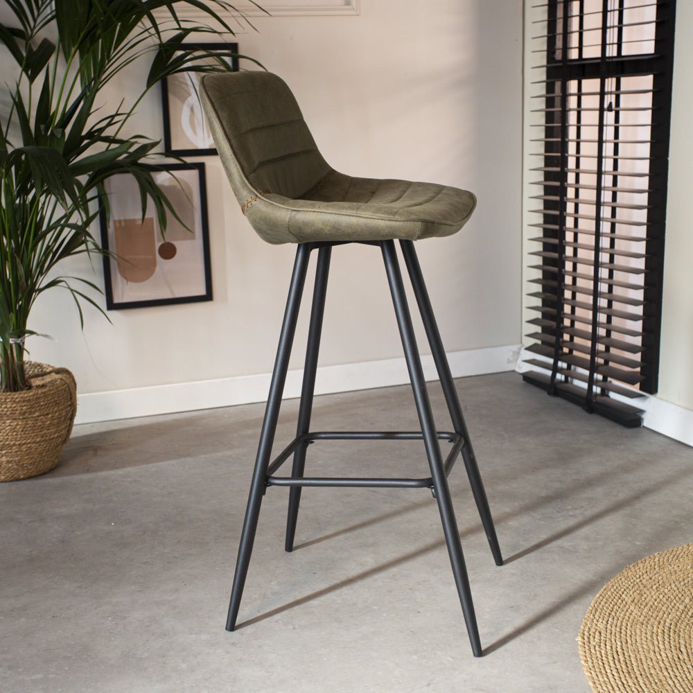 Barhocker Kenton Dimehouse Grün LxBxH 84x54x49 Mikrofaser Stimmungsvolle Foto-Seitenansicht