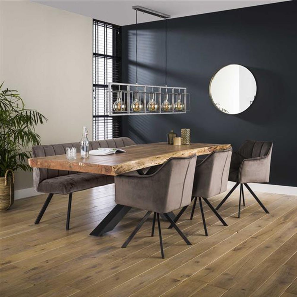 Esszimmerbank Romy DH Interior Anthrazit LxBxH 196x81x58 Samt Stimmungsvolles Foto diagonal von vorne