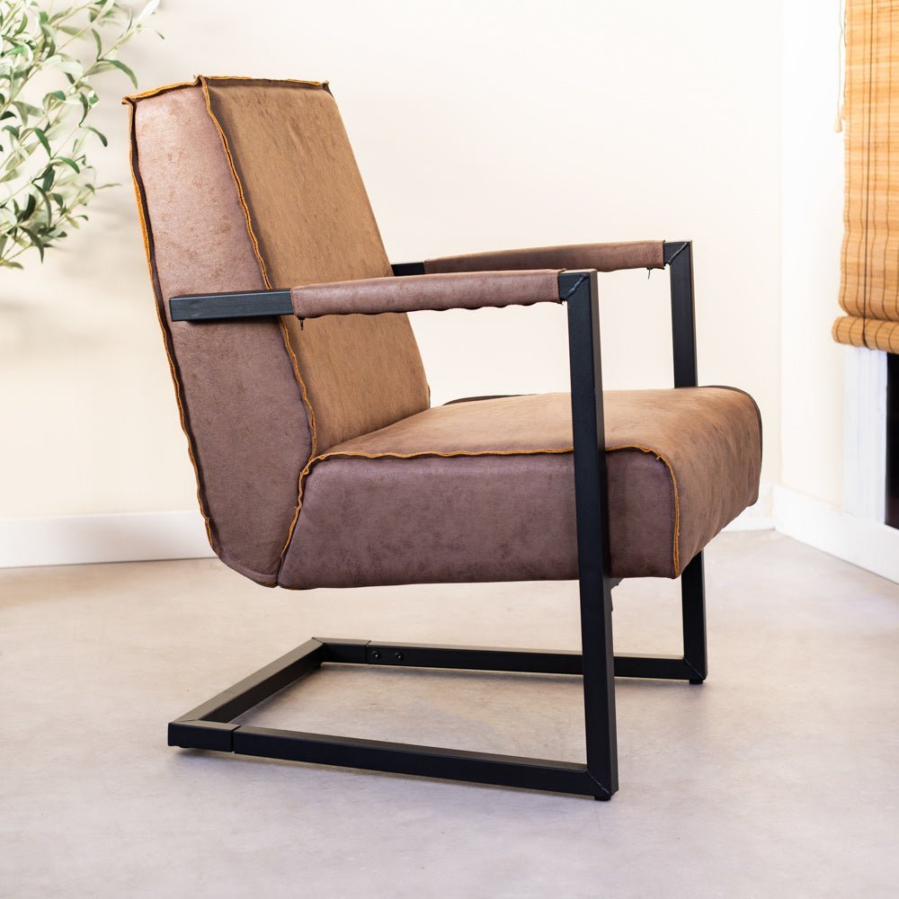 Sessel Tiger Dimehouse Taupe LxBxH 69x58x49 Öko-Leder Stimmungsvolle Foto-Seitenansicht