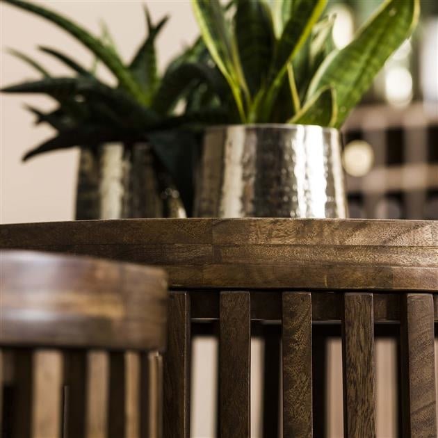 Couchtisch Tory DH Interior Mango LxBxH 70x70x45 Mangoholz Stimmungsvolles Foto anders
