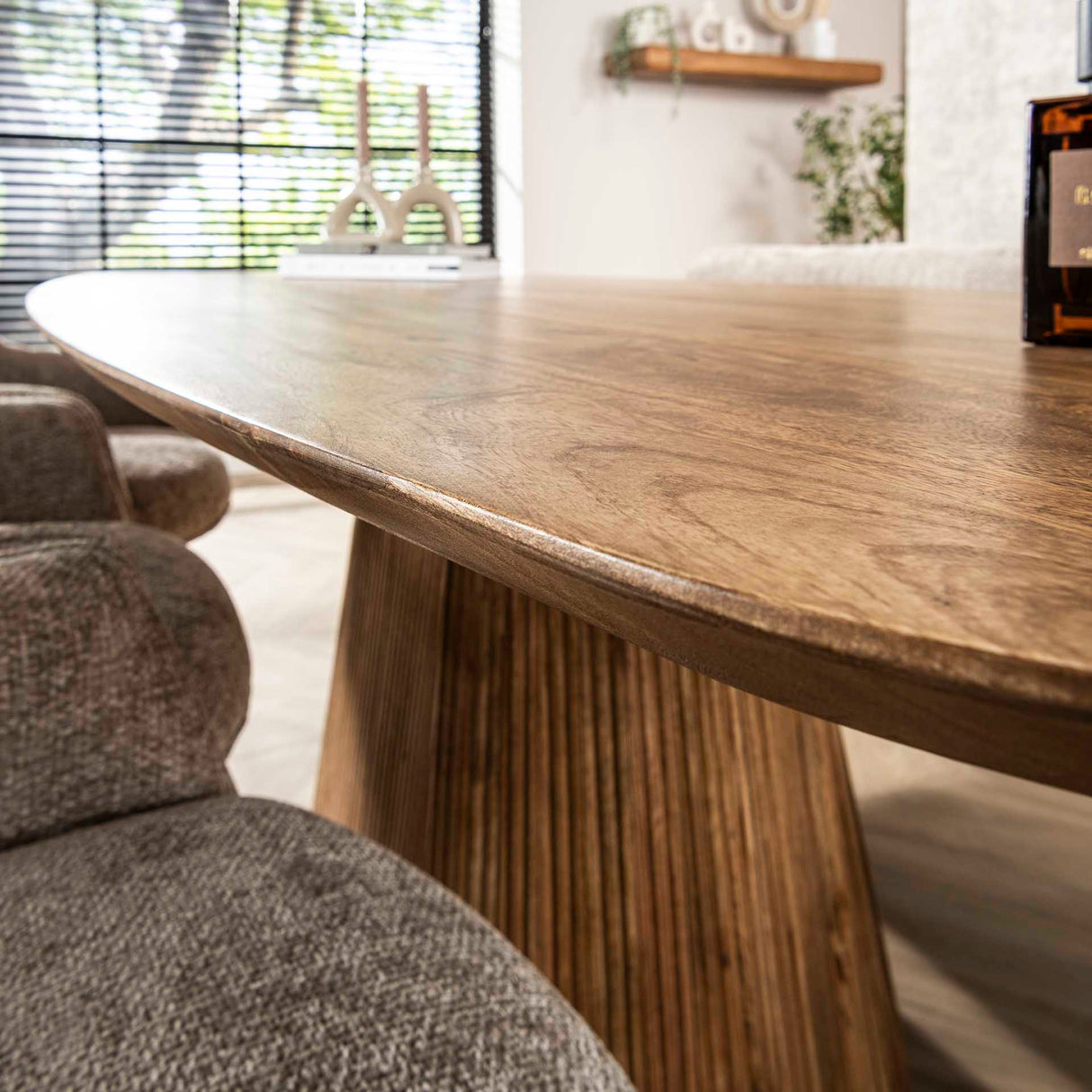 Eettafels - Eettafel Sue 215 cm Mangohout Zand - Dimehouse