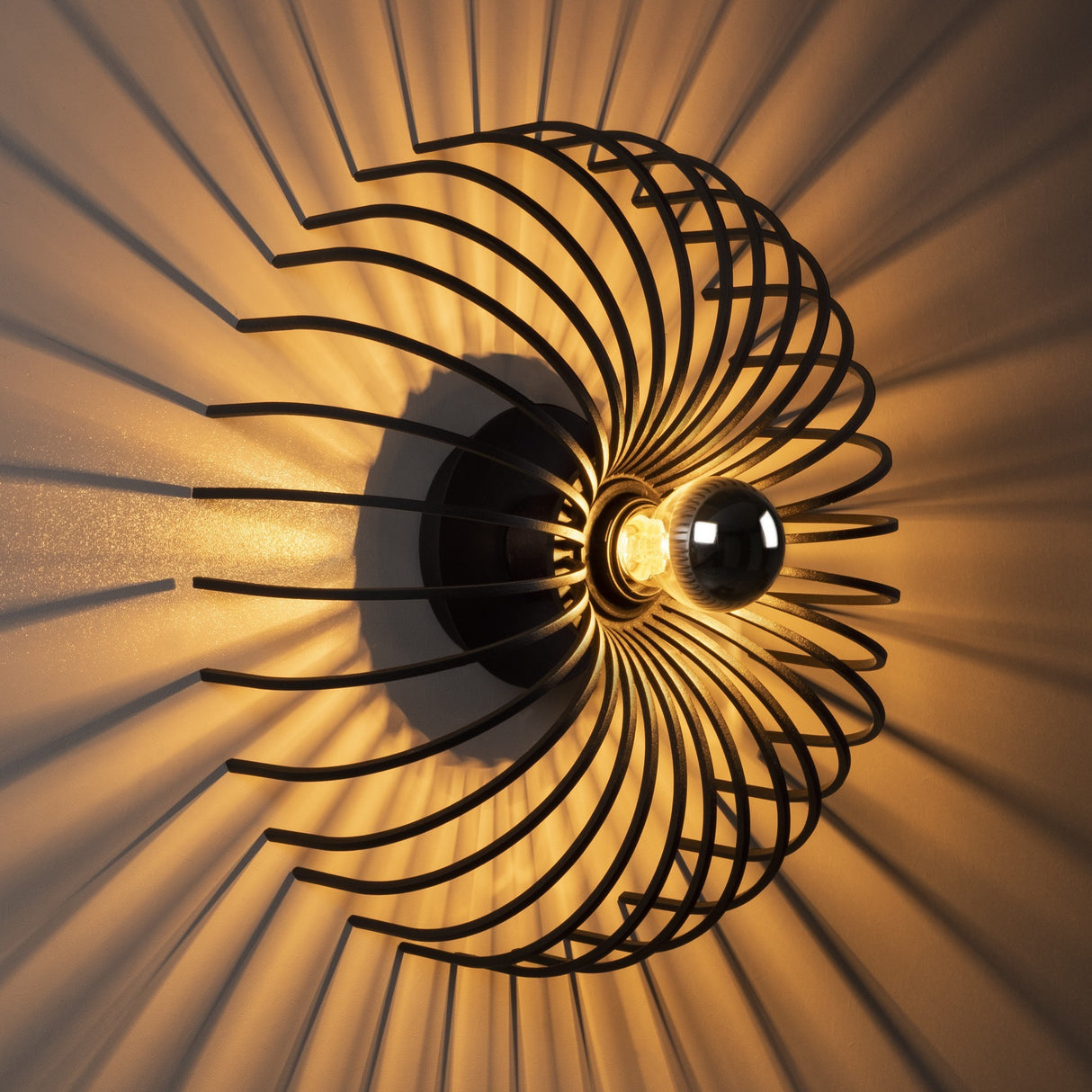 Wandlampen - Wandlamp Zwart Metaal Poise - Dimehouse