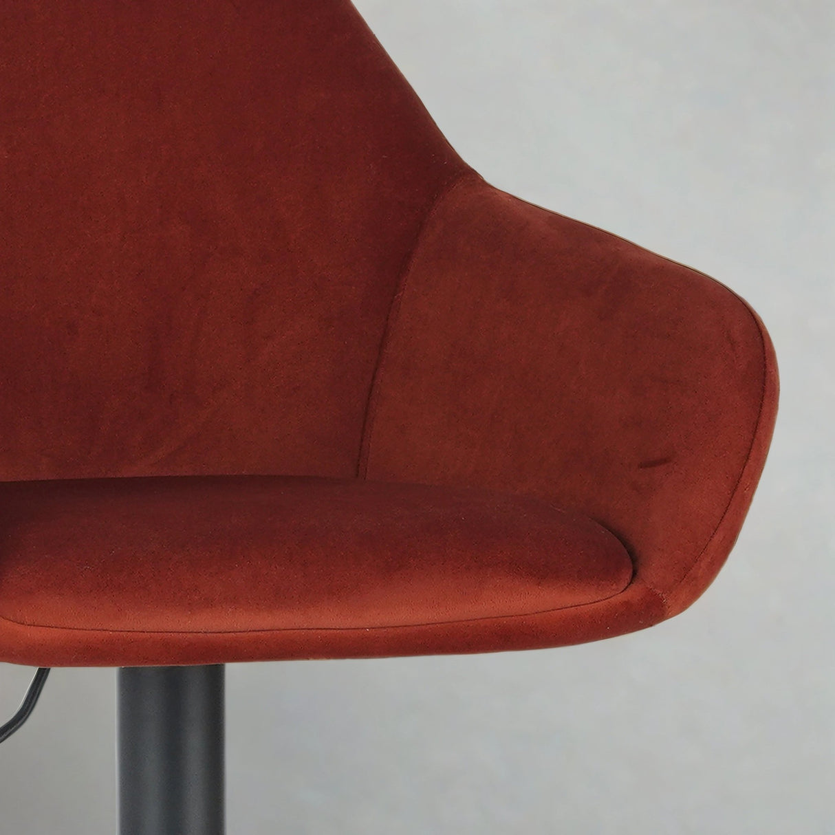 Barkrukken - Venom Barkruk Copper Velvet - Verstelbare Draaibare Barstoel met Armleuning - Dimehouse