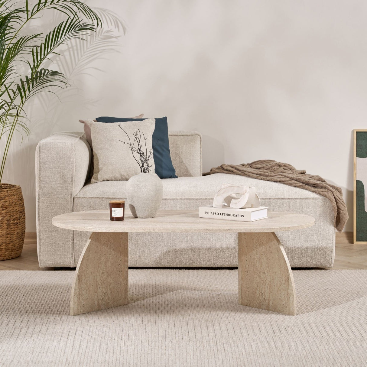 Melina Couchtisch Travertin oval 120 cm Mit melaminbeschichtetem Holzverbund
