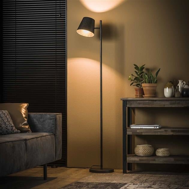 Stehleuchte Sienna DH Interior Anthrazit LxBxH 61x32x25 Metall Stimmungsvolles Foto diagonale Vorderansicht
