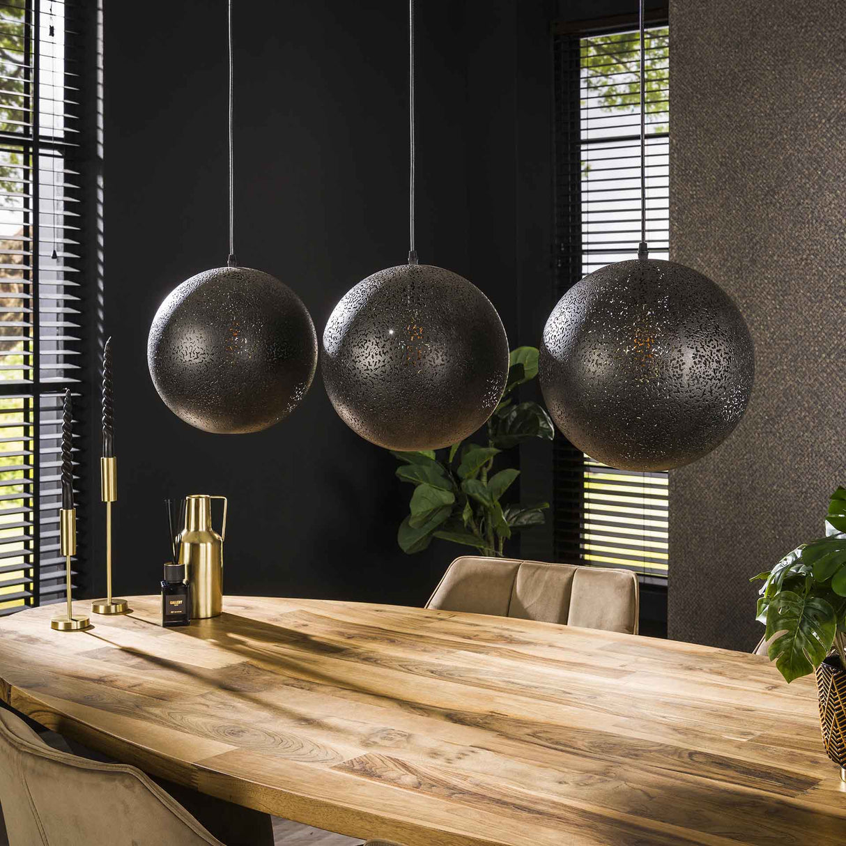 Hanglampen - Hanglamp Zeno 3 - lichts Ø30 metaal zwart - Dimehouse
