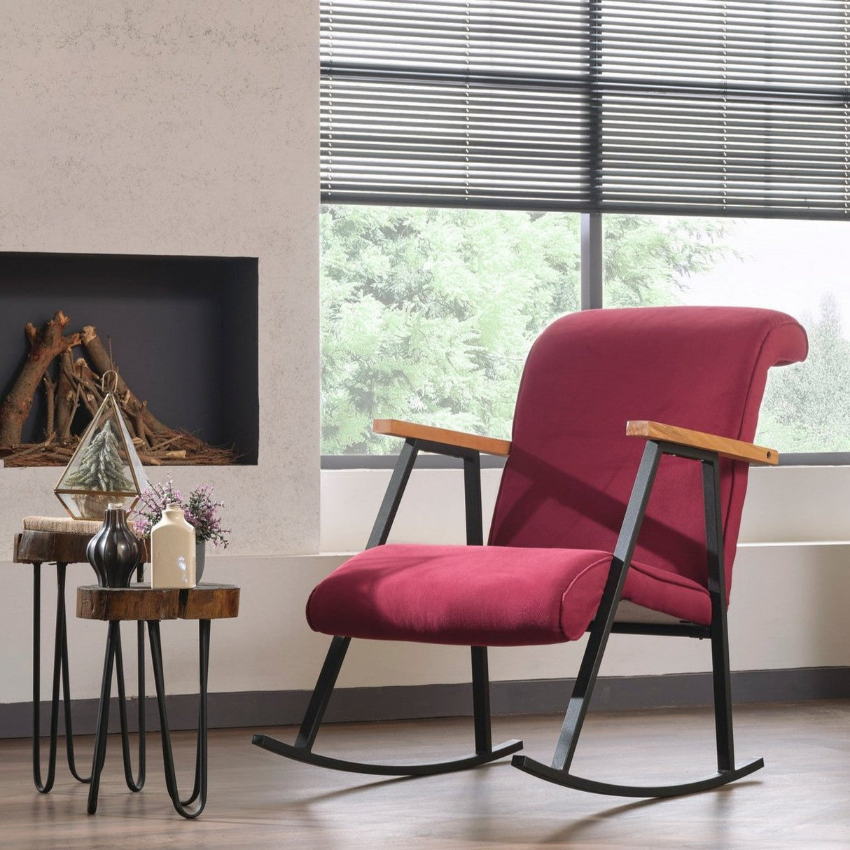 Fauteuils - Retro schommelstoel bordeaux rood velvet met beukenhout armleuning Yoka - Dimehouse