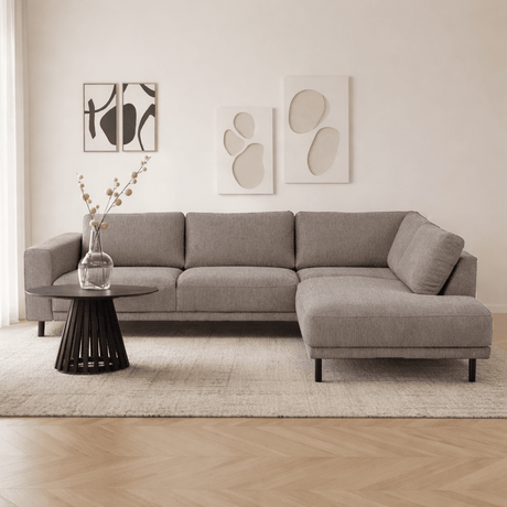Banken - Moderne 3 - zits Hoekbank Rechts Taupe Stof Aniko met Lounger 240x197x78 cm - Dimehouse