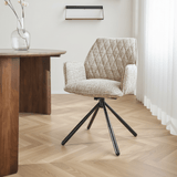 Drehbar Esszimmerstuhl Beige Novan Chenille – 180° drehbares Stimmungsfoto in Modern Innenraum