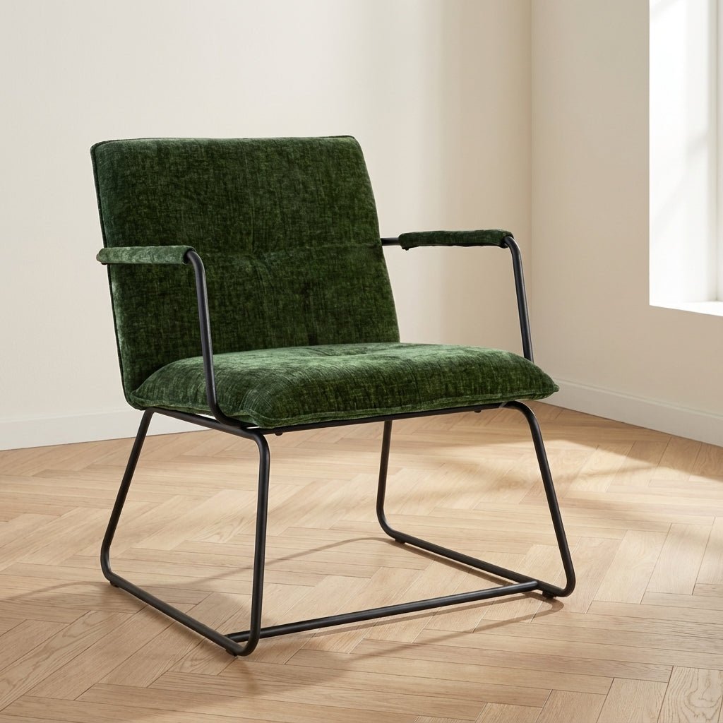 Sessel Hailey dunkelgrünes Chenille-Mood-Foto in Modern Innenraum