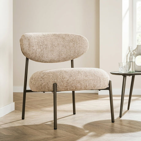 Sessel Nova Round Sandfarbener Stoff mit stimmungsvollem Fotomotiv Modern Innenraum