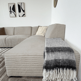 Banken - Hoekbank beige super zachte ribstof Gavi - rechts - Dimehouse