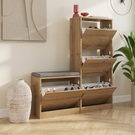 Schuhschrank Dude Natural Melamine 105x118,5x26 cm stimmungsvolles Foto in Modern Innenraum