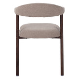 Eetkamerstoelen - Japandi Eetkamerstoel Zandkleur Bouclé Suki - Walnoot Frame - Met Armleuning - Dimehouse