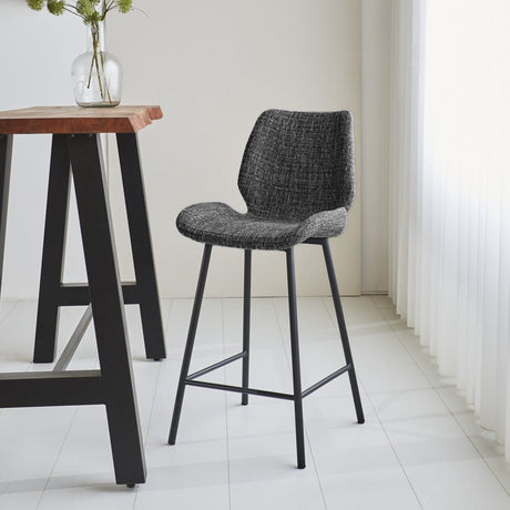 Barhocker Beau Chenille Dimehouse Dunkelgrau LxBxH 82x54x52 Stoff Stimmungsvolles Foto diagonal von vorne