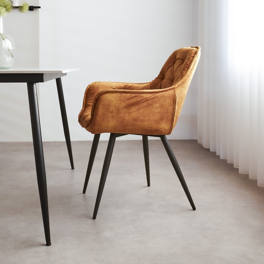 Esszimmerstuhl Audrey Dimehouse Gelb LxBxH 71x68x49 Stoff Stimmungsvolle Foto-Seitenansicht