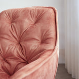 Esszimmerstuhl Audrey Dimehouse Rosa LxBxH 71x68x49 Stoff Stimmungsvolles Fotodetail
