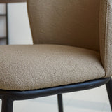 Esszimmerstuhl Tess Dimehouse Taupe LxBxH 65x62x56 Stoff Stimmungsvolles Fotodetail