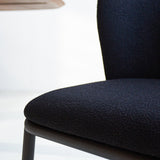 Esszimmerstuhl Tess Dimehouse Schwarz LxBxH 65x62x56 Stoff Stimmungsvolles Fotodetail