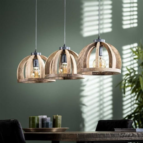 Hängelampe Madri DH Interior Mango LxBxH 102x38x35 Mangoholz Stimmungsvolles Foto diagonal von vorne
