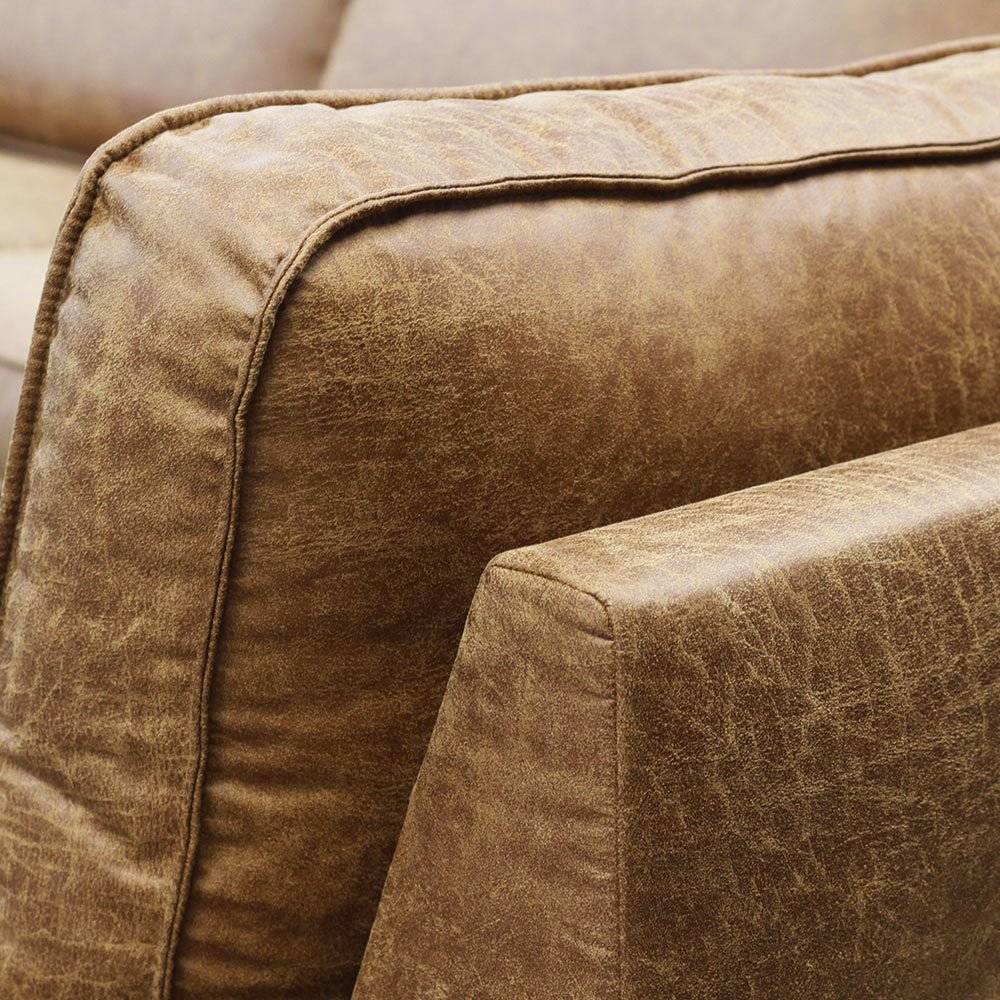 Sofa Tulin DeGeBe Cognac Stoff Atmosphere Foto anders