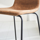 Barhocker Brentt Dimehouse Cognac LxBxH 84x60x49 Mikrofaser Stimmungsvolles Fotodetail