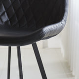 Barhocker Juno Dimehouse Schwarz LxBxH 86x56x56 Kunstleder Stimmungsvolles Fotodetail