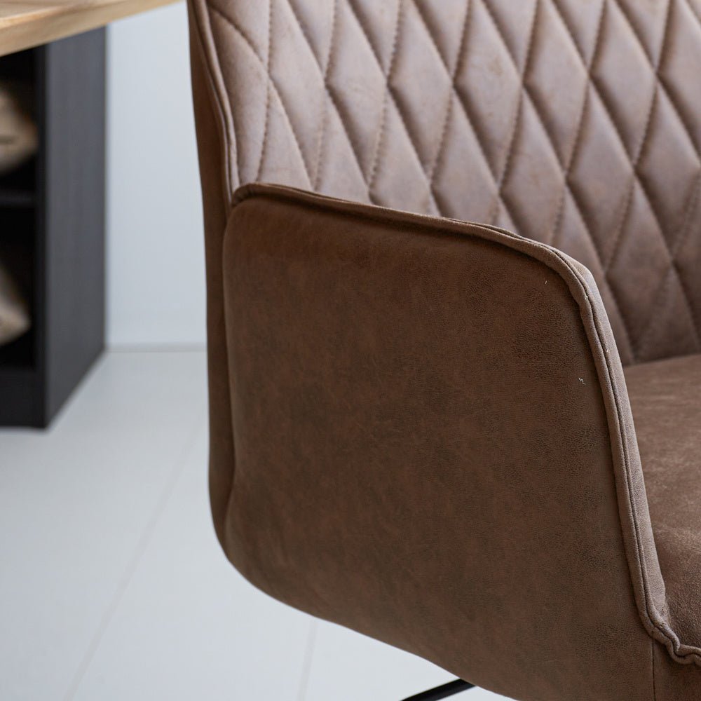 Bürostuhl Novan Dimehouse Taupe LxBxH 72x63x58 Stoff Stimmungsvolles Fotodetail
