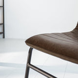 Esszimmerstuhl Mark Dimehouse Taupe LxBxH 74x56x54 Kunstleder Stimmungsvolles Fotodetail